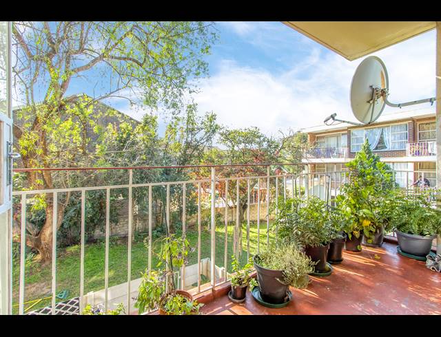 2 BEDROOM APARTMENT TO LET IN LYNDHURST